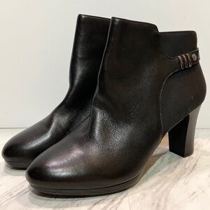 New! Anne Klein Sully Black Leather Heeled Booties 11M